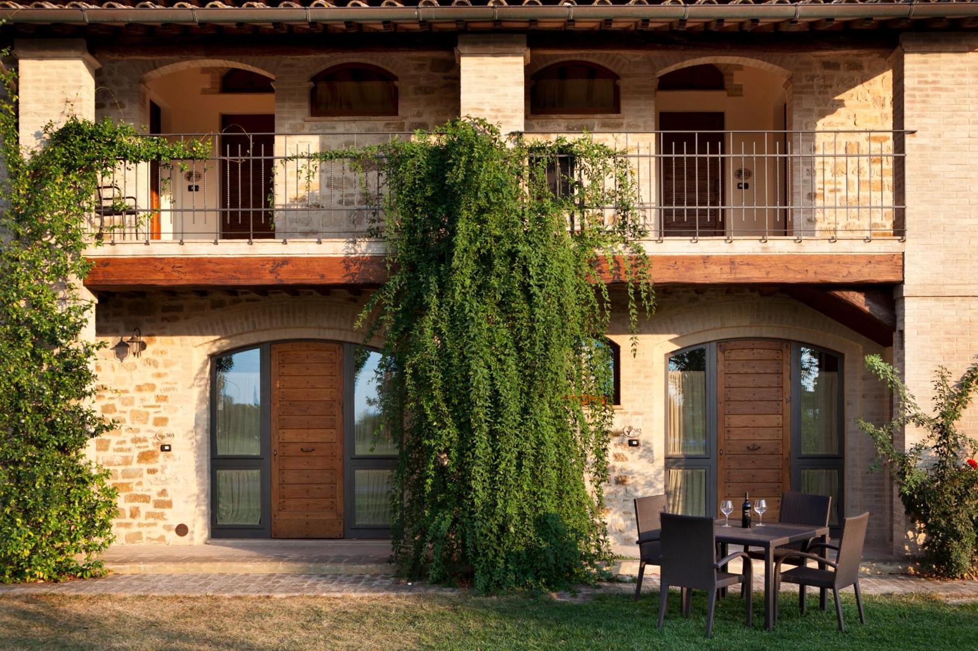 Valle Di Assisi Country Apartments Buitenkant foto